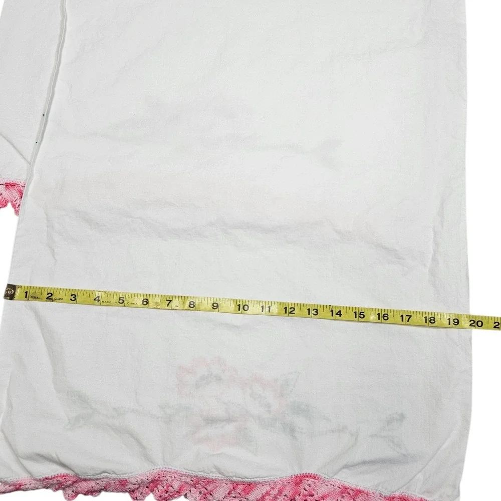 Vintage Handmade Embroidered Pillowcase Set‎ Pink Floral Crochet White Cottage